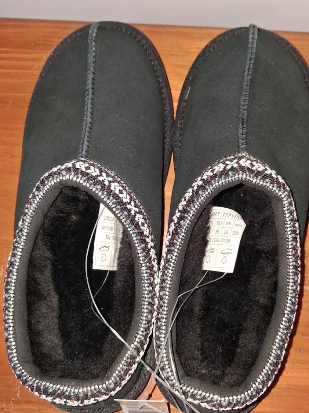 Kirkland Signature Black Leather Shearling Lined Slippers NWT EU 39 / US 8